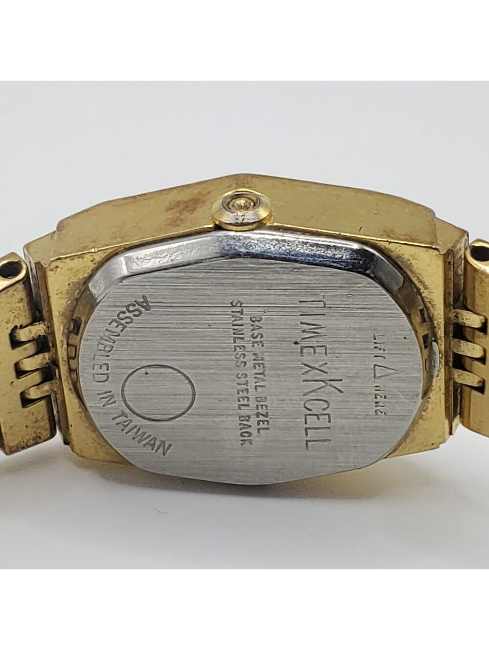 Vintage Timex Q K-Cell Pusher Quartz Watch Womens For Parts Or Repair